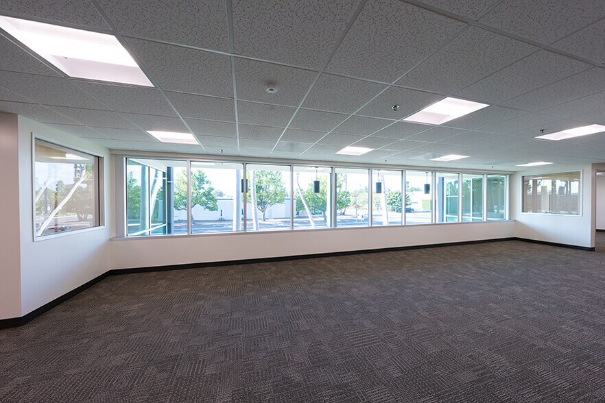 More Photos Of 1641 Reynolds Ave, Irvine Warehouse For Lease