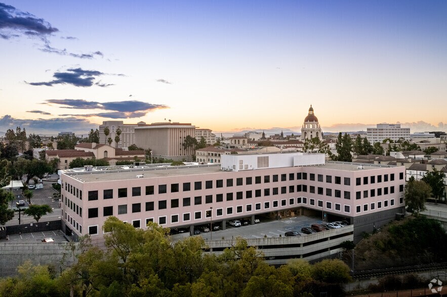 More Photos Of 215 N Marengo Ave, Pasadena Office For Sale