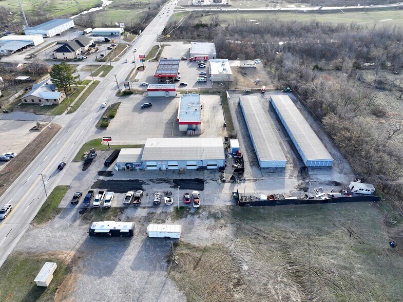 More Photos Of 1001 E Will Rogers Blvd, Claremore Auto Repair For Sale