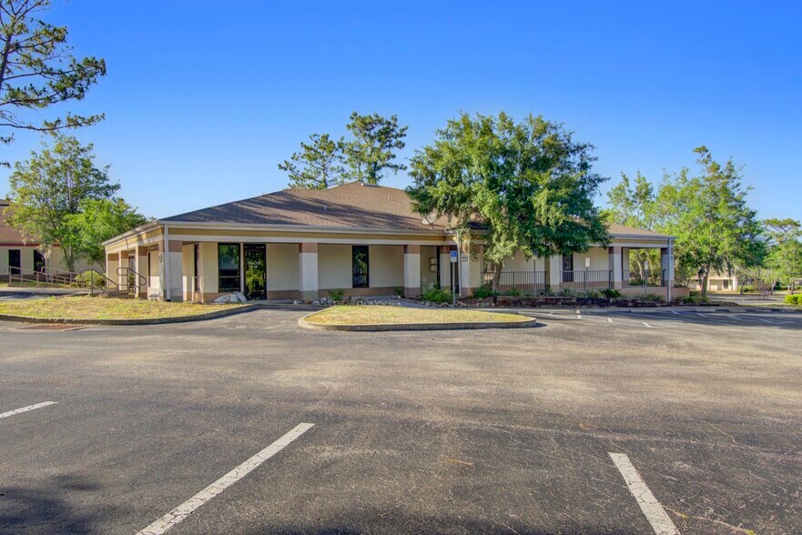 More Photos Of 9401 SW Highway 200, Ocala Unknown For Lease