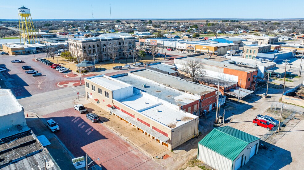 More Photos Of 701 S Avenue F, Haskell Hotel For Sale