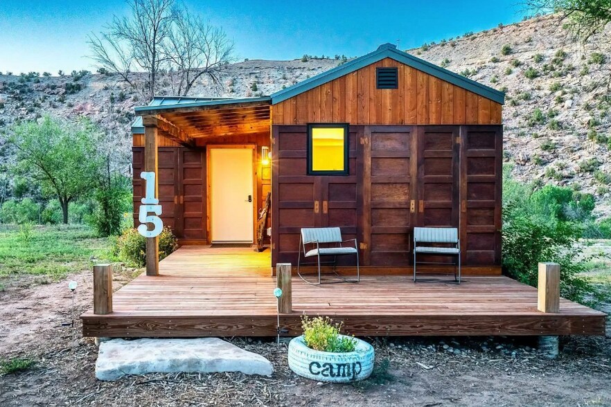 More Photos Of 31335 Ee 26 Rd, Naturita Hotel For Sale