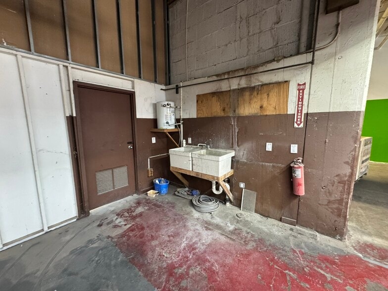 More Photos Of 13000 Athens Ave, Lakewood Warehouse For Lease