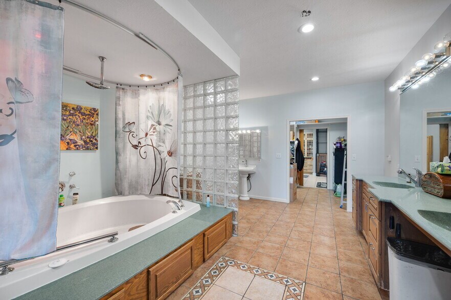 More Photos Of 8796 S US Highway 231, Brookston Specialty For Sale
