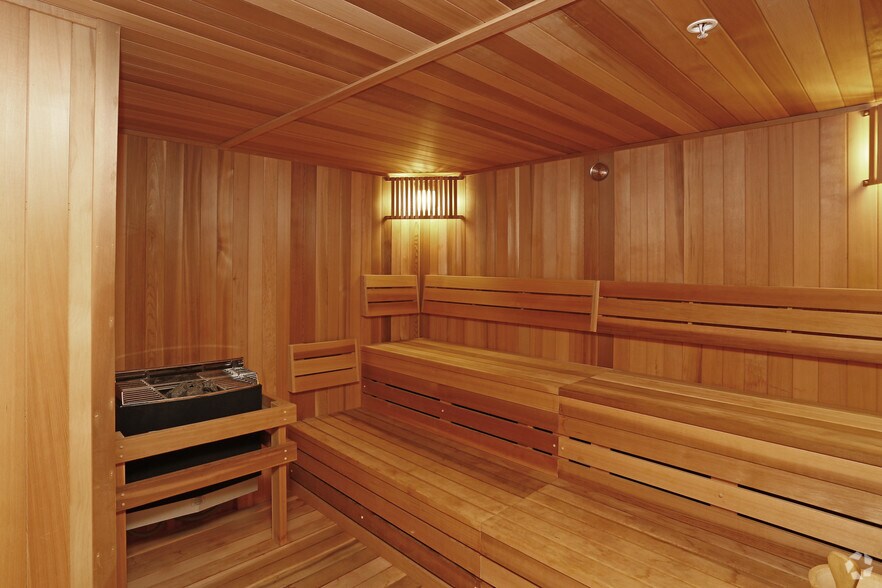 More Photos Of 180 Kellogg Blvd E, Saint Paul Apartments For Lease