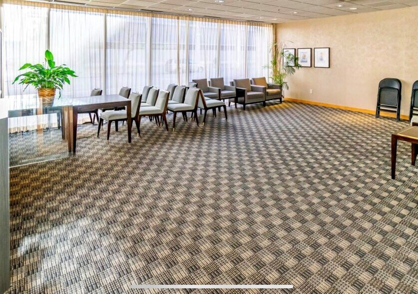 More Photos Of 1200 Nicollet Mall, Minneapolis Multifamily For Sale