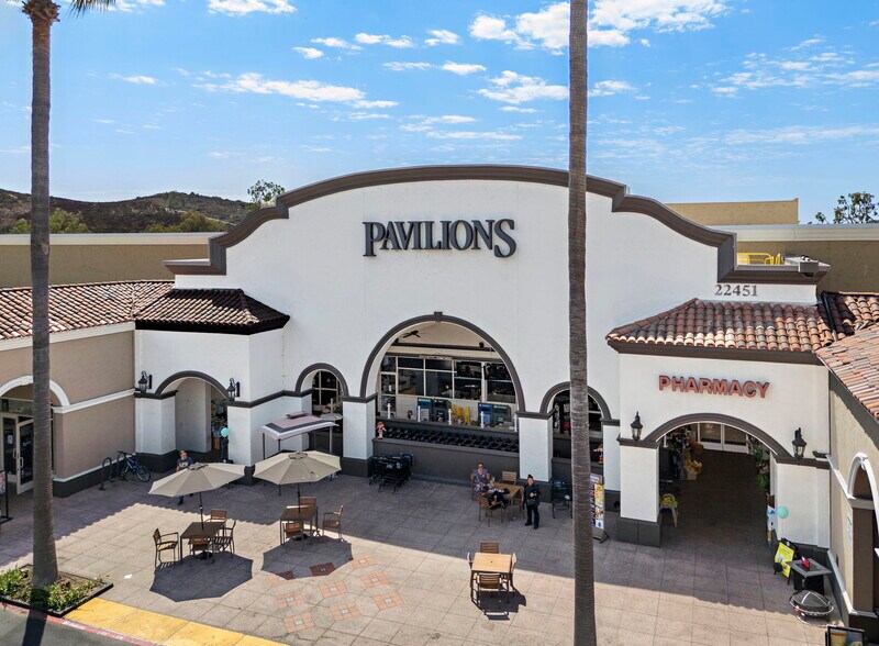 More Photos Of 22361-22451 Antonio Pky, Rancho Santa Margarita Unknown For Lease