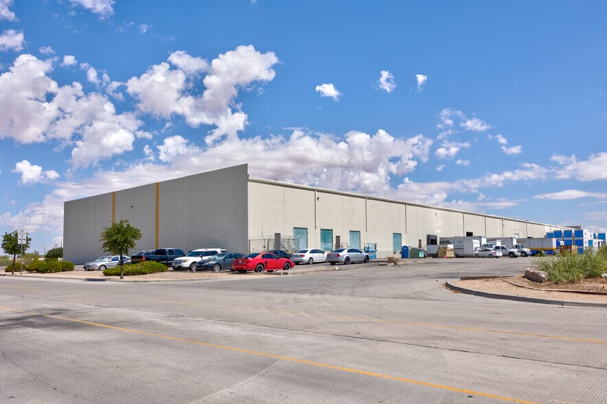 More Photos Of 50 Walter Jones Blvd, El Paso Warehouse For Lease
