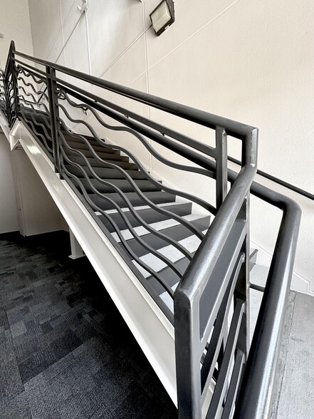 More Photos Of 2015 S Shepherd Dr, Houston Unknown For Lease