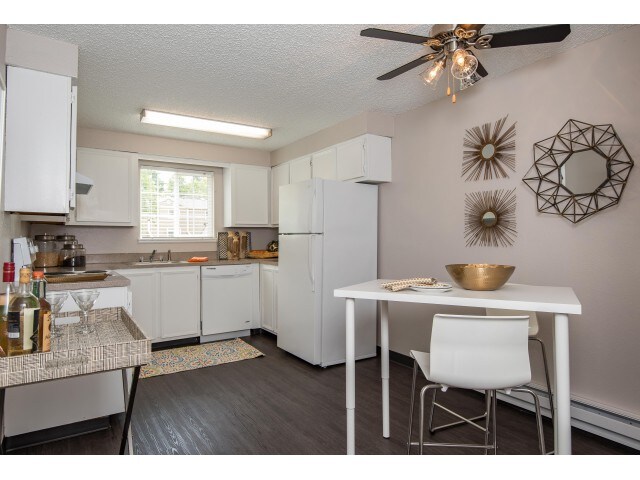 More Photos Of 10285-10305 SW Denney Rd, Beaverton Apartments For Sale