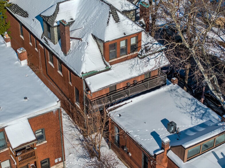 More Photos Of 5 S Newstead Ave, Saint Louis Office For Sale