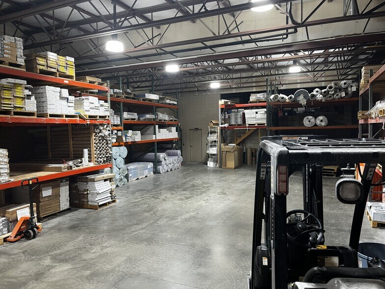 More Photos Of 535-579 N Denver Ave, Loveland Light Manufacturing For Sale