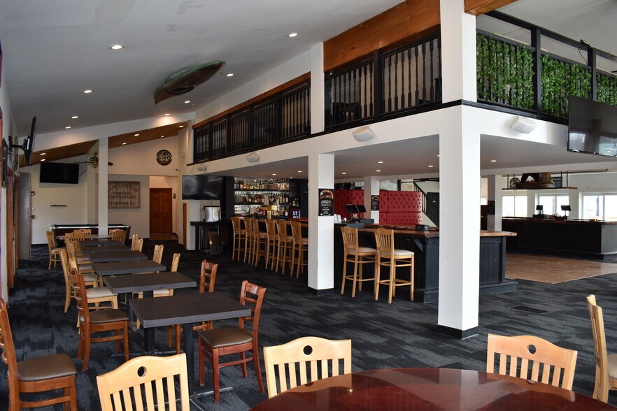 More Photos Of , Tannersville General Retail For Sale