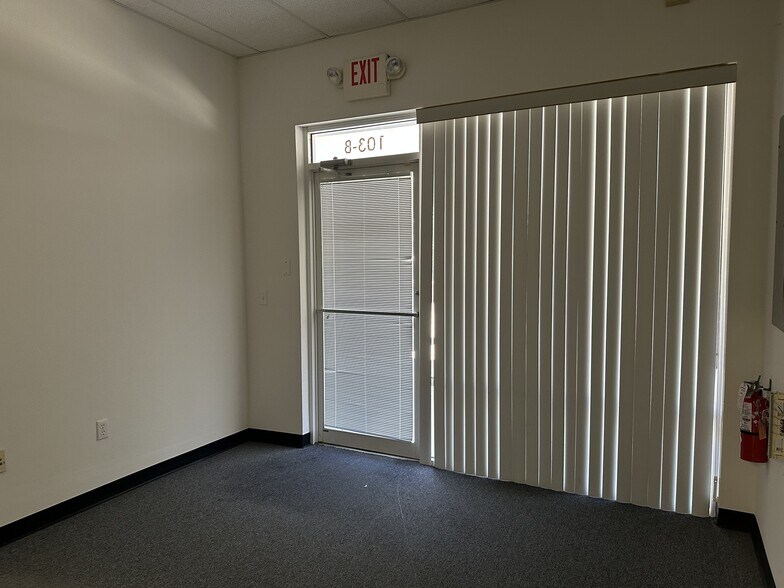 More Photos Of 933 Beville Rd, Daytona Beach Unknown For Lease