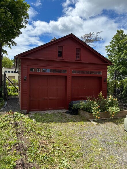 More Photos Of 8 Pearl St, Kingston Loft Creative Space For Sale