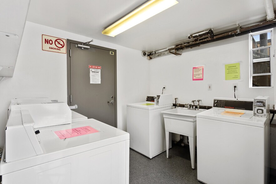 More Photos Of 721 W 30th St, Los Angeles Apartments For Sale