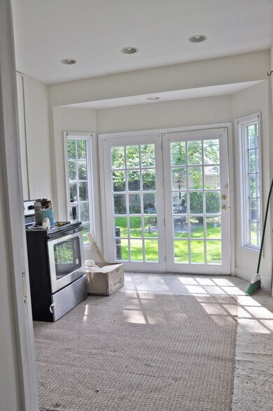 More Photos Of 5322 Main St, Stephens City Storefront Retail Residential For Lease