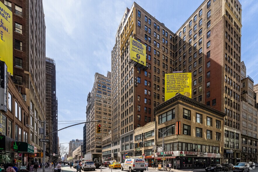 Primary Photo Of 352 Seventh Ave, New York Office For Lease