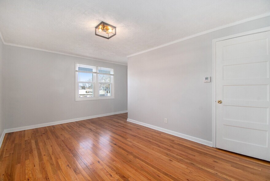 More Photos Of 5519 Northwest Radial Hwy, Omaha Medical For Sale