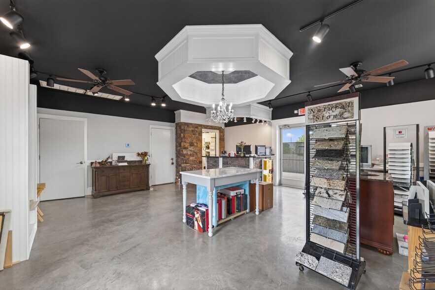 More Photos Of 5911 Joe Frank Harris Pky NW, Adairsville Flex For Sale