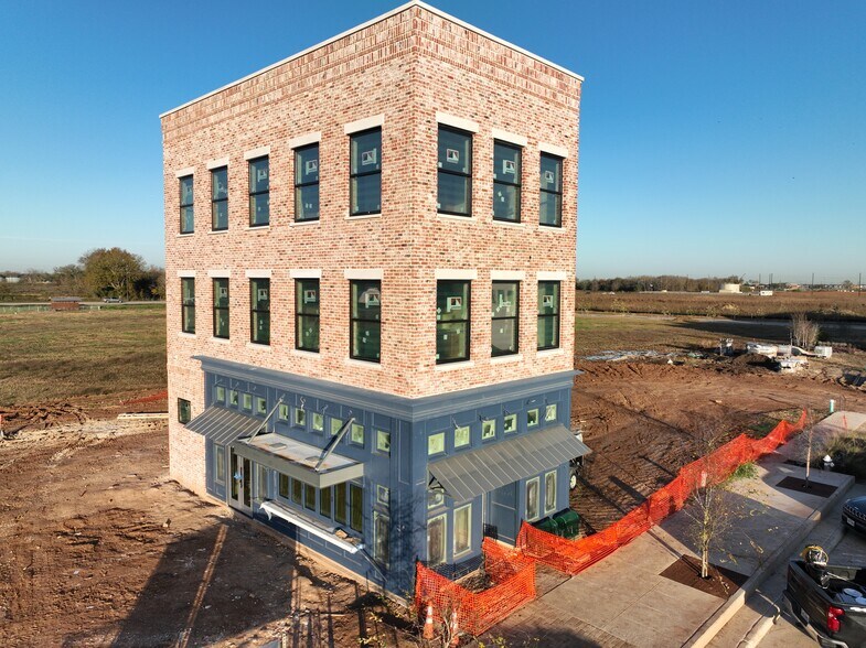 More Photos Of 1241 Mercantile St, Richmond Storefront Retail Residential For Sale