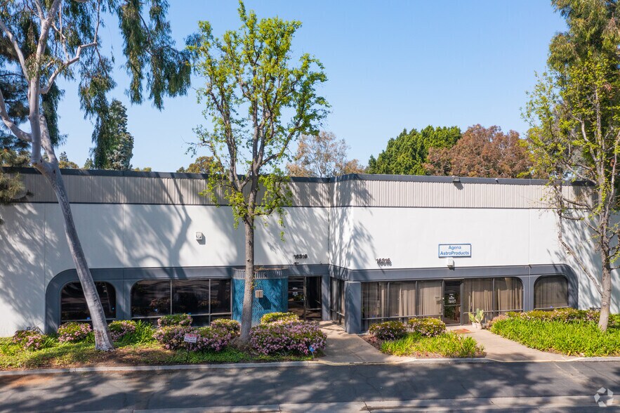 More Photos Of 16307-16331 Arthur St, Cerritos Warehouse For Lease