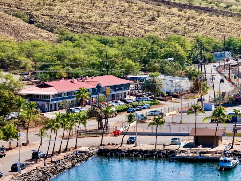 More Photos Of 61-3665 Akoni Pule Hwy, Kamuela General Retail For Lease