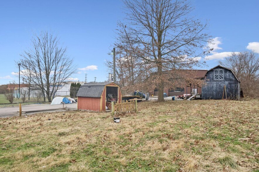 More Photos Of 4047 Mclean Dr, Cincinnati Office For Sale