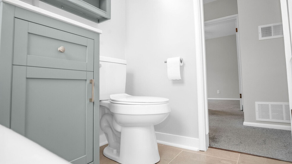 More Photos Of 10346 Oro Vista Ave, Sunland Multifamily For Sale