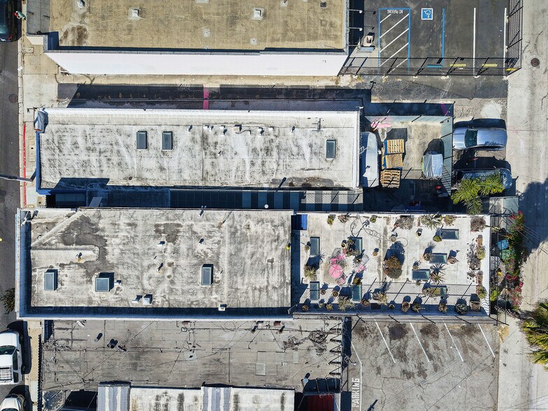 More Photos Of 1696 Centinela Ave, Inglewood Storefront Retail Residential For Sale