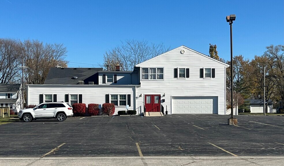 Primary Photo Of 701 Main St, Walbridge Funeral Home For Sale