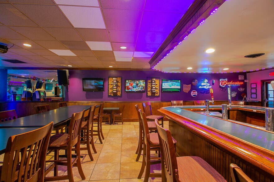 More Photos Of 10 Rockridge Rd, Englewood Hotel For Sale