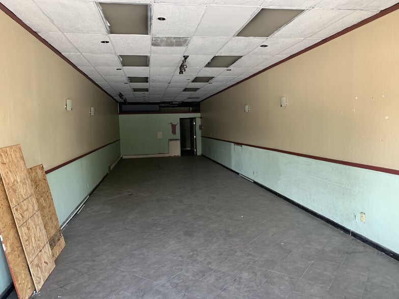More Photos Of 1702-1780 Robertson Blvd, Chowchilla Unknown For Lease