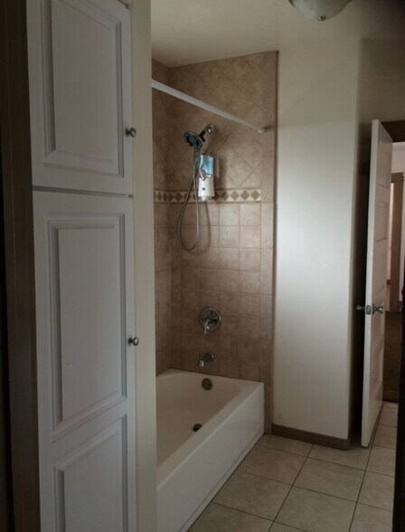 More Photos Of 153 S Laurel St, Ventura Apartments For Sale