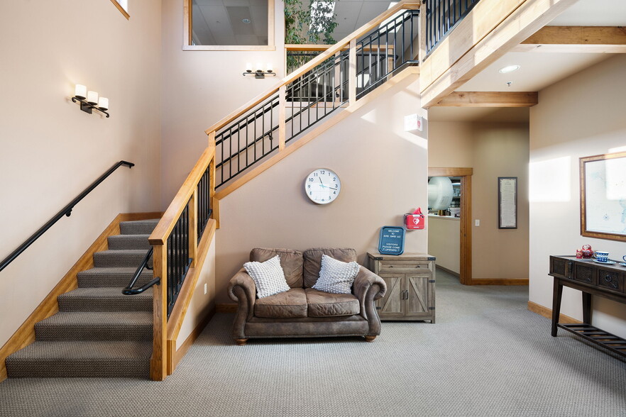 More Photos Of 270 E Sun Ranch Dr, Sisters Industrial For Sale