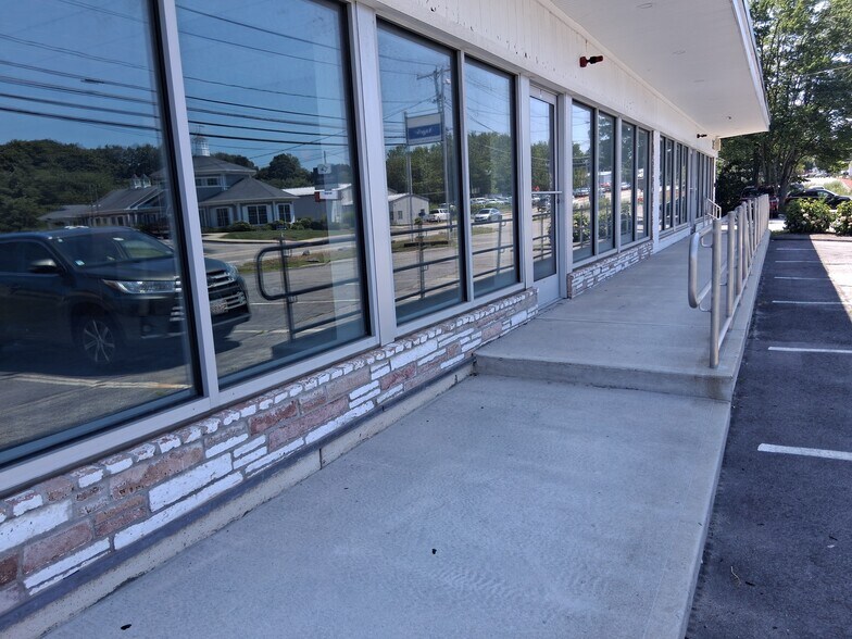 More Photos Of 305 Broadway, Taunton Freestanding For Lease