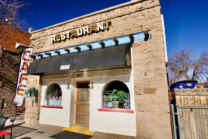 Primary Photo Of 217 Main st, Aguilar Restaurant For Sale