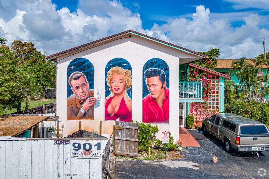 More Photos Of 901 S Federal Hwy, Lake Worth Hotel For Sale