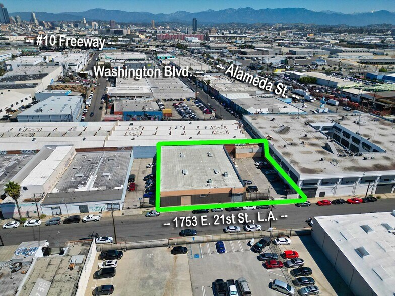 More Photos Of 1753 E 21st St, Los Angeles Warehouse For Lease