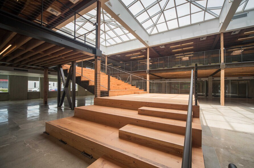 More Photos Of 5870 W Jefferson Blvd, Los Angeles Unknown For Lease