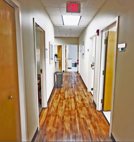 More Photos Of 340 Maple St, Marlborough Medical For Lease