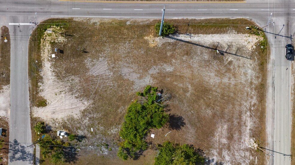 More Photos Of 717-727 Kismet Pky, Cape Coral Land For Sale