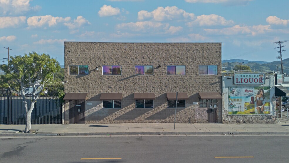 More Photos Of 8212-8214 San Fernando Rd, Sun Valley Light Distribution For Sale