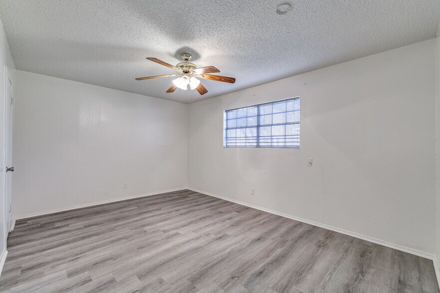 More Photos Of 1728 Pulliam St, San Angelo Apartments For Sale