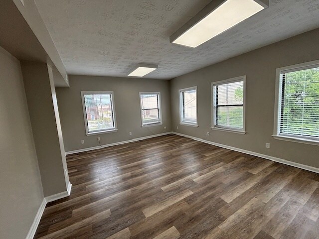 More Photos Of 7500 Bessemer Ave, Cleveland Manufacturing For Sale