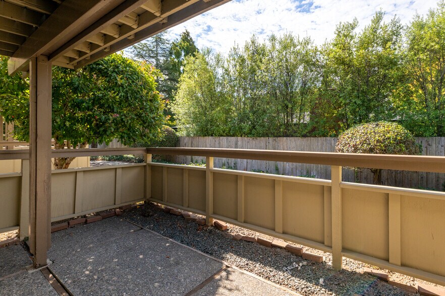 More Photos Of 401 Pine St, Mill Valley Apartments For Sale