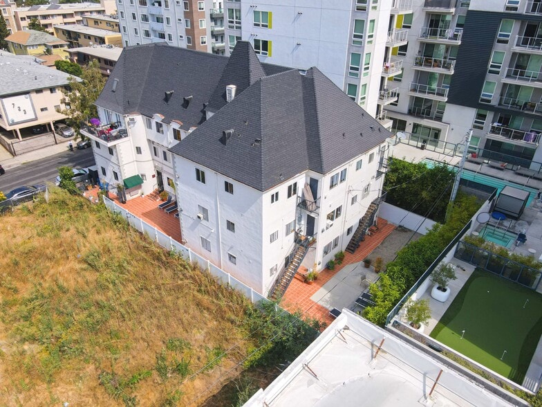More Photos Of 722 S Manhattan Pl, Los Angeles Apartments For Sale