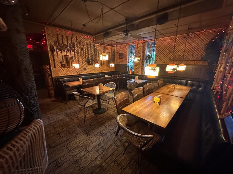 More Photos Of 1900 & 1924 Marshall St NE, Minneapolis Restaurant For Lease