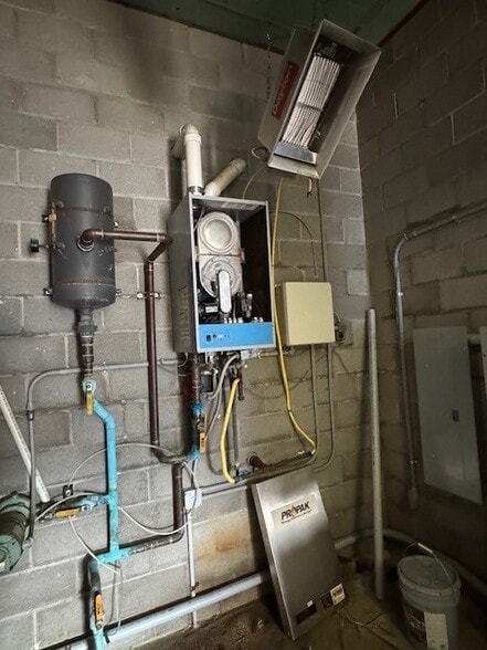 More Photos Of 78 Murtland Ave, Washington Carwash For Sale