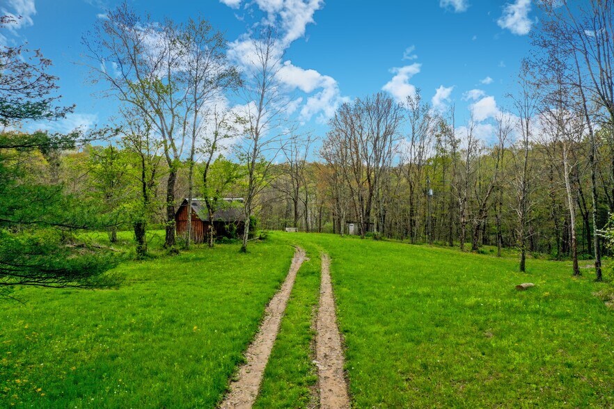 More Photos Of 5400 Saunders Rd, Logan Land For Sale